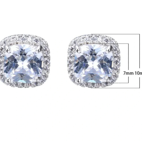 18k White Gold Diamond Cushion Halo Earrings - Picture 3 of 4